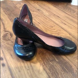 Women’s dress shoes